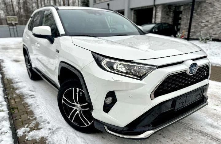 Toyota RAV4 Hybrid 2021, фото автомобіля
